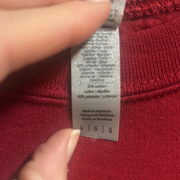 Gildan red merry sweatshirt - Picture 5 of 6